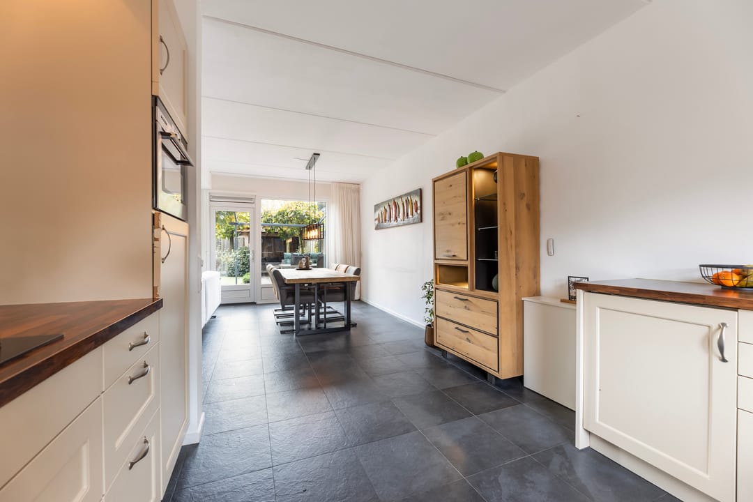 Foto 17 van Herman van der Haarstraat 65