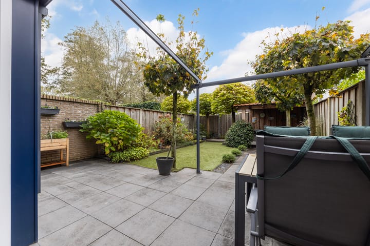 Foto 46 van Herman van der Haarstraat 65