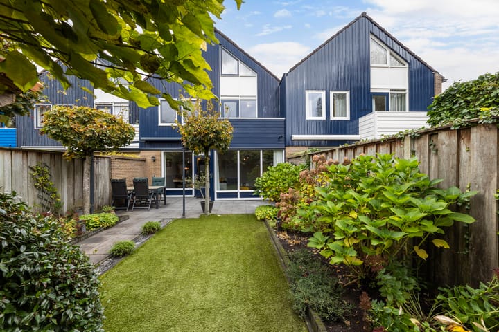 Foto 48 van Herman van der Haarstraat 65