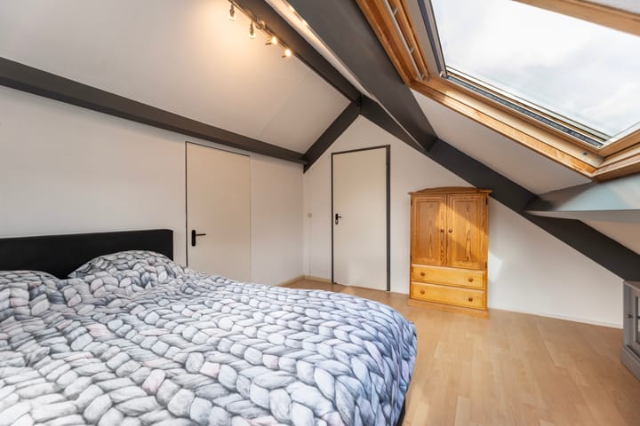 Foto 42 van Herman van der Haarstraat 65