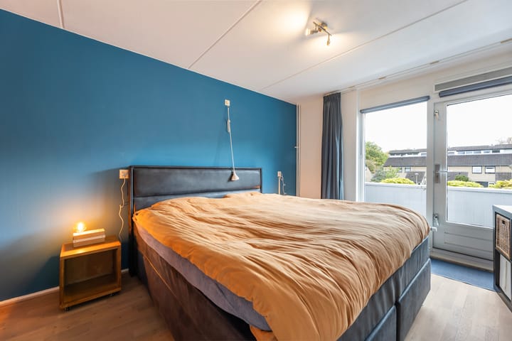 Foto 22 van Herman van der Haarstraat 65