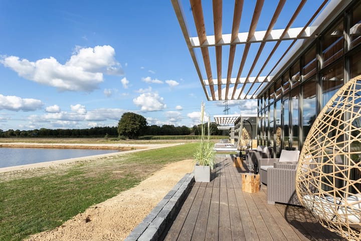 Foto 2 van Bruine Hoopsweg (type Parelduiker)