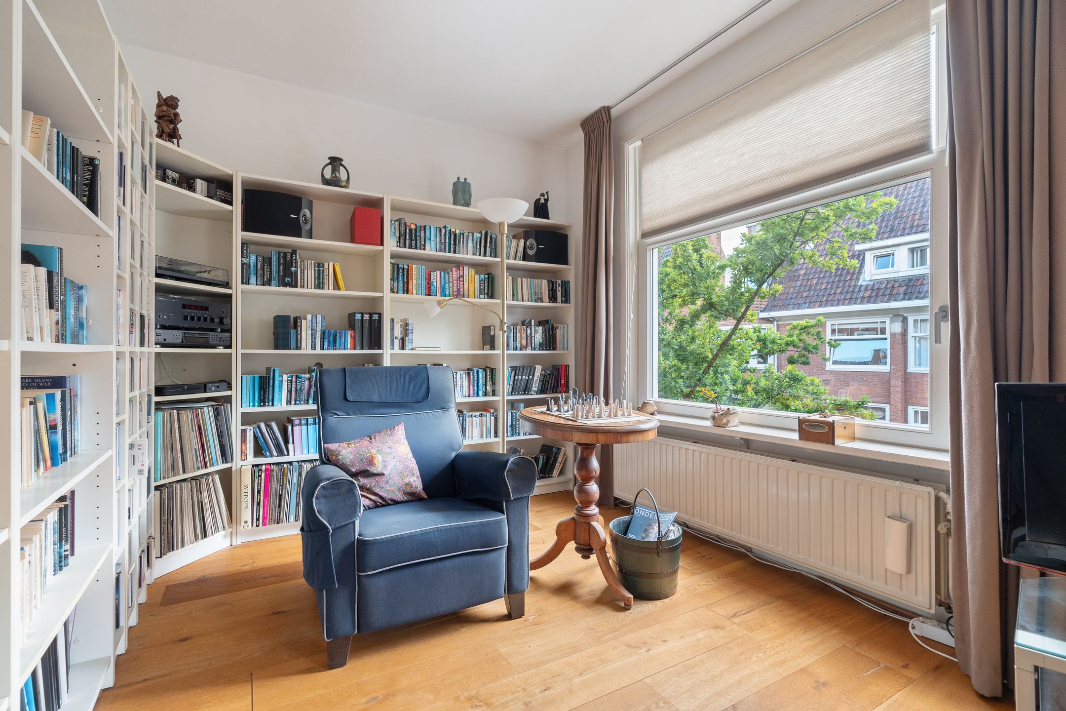 Foto 12 van Krammerstraat 15-2