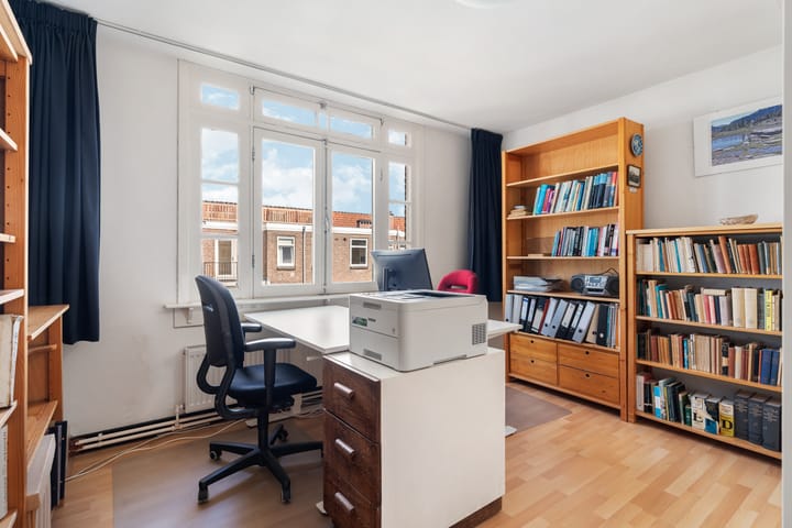 Foto 30 van Krammerstraat 15-2