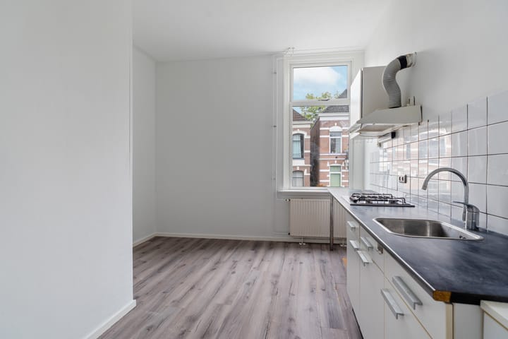 Photo 6 of Jacob Cremerstraat 26