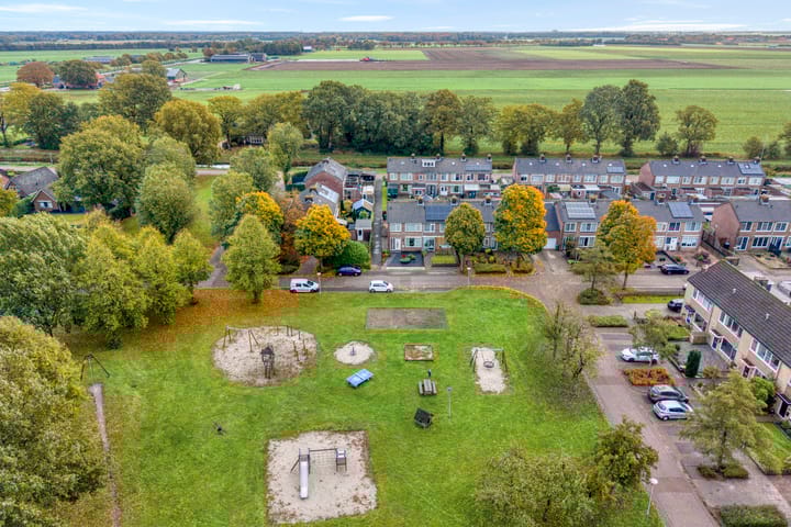 Foto 7 van Esdoornlaan 22