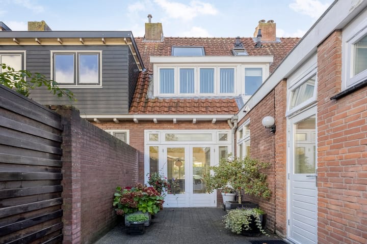 Foto 3 van Manegelaan 25