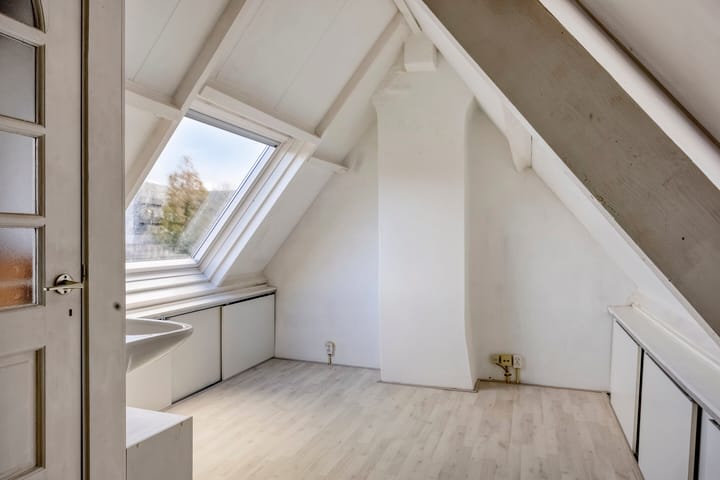 Foto 21 van Manegelaan 25