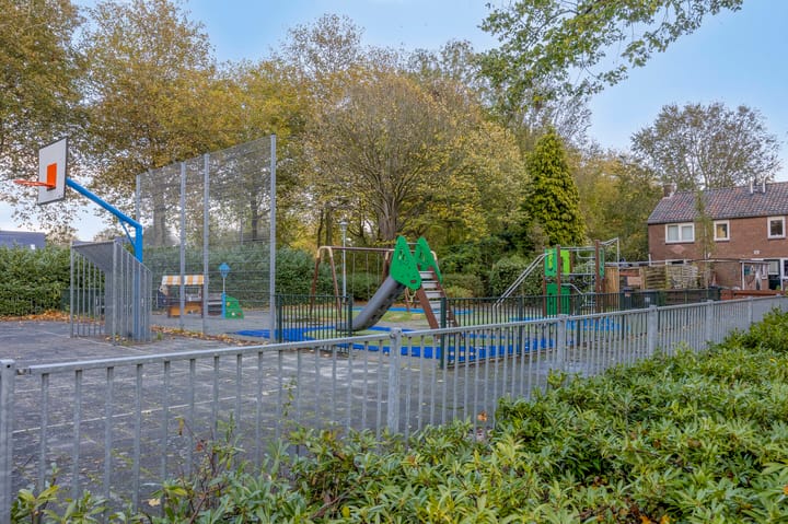 Foto 26 van Manegelaan 25