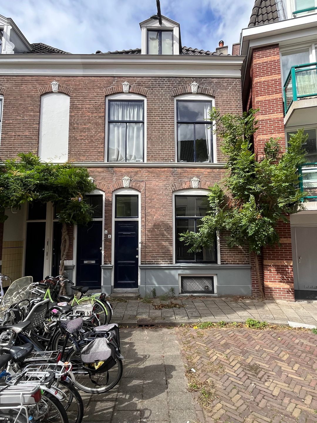 Foto 1 van Graaf van Burenstraat 4