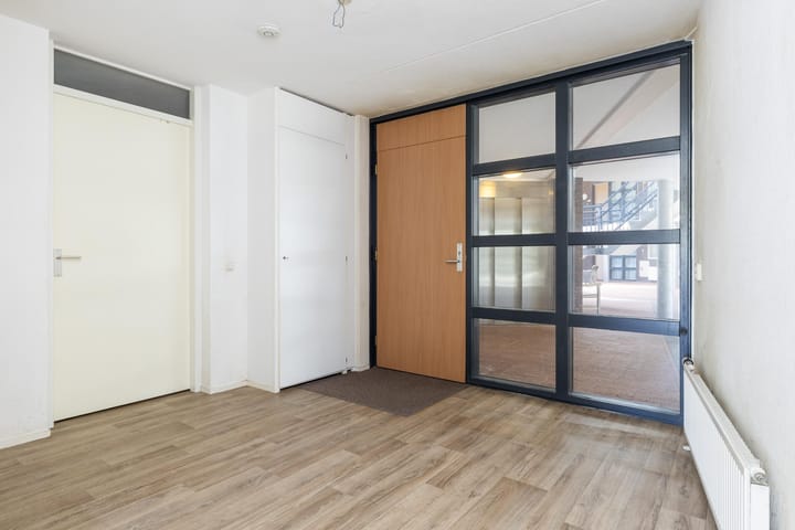 Foto 6 van Oosterschie 1-002