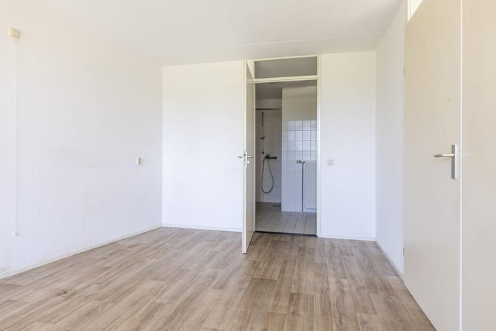 Foto 12 van Oosterschie 1-002