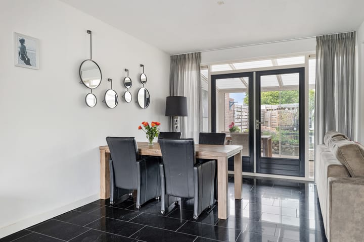 Foto 11 van Botter 24 25