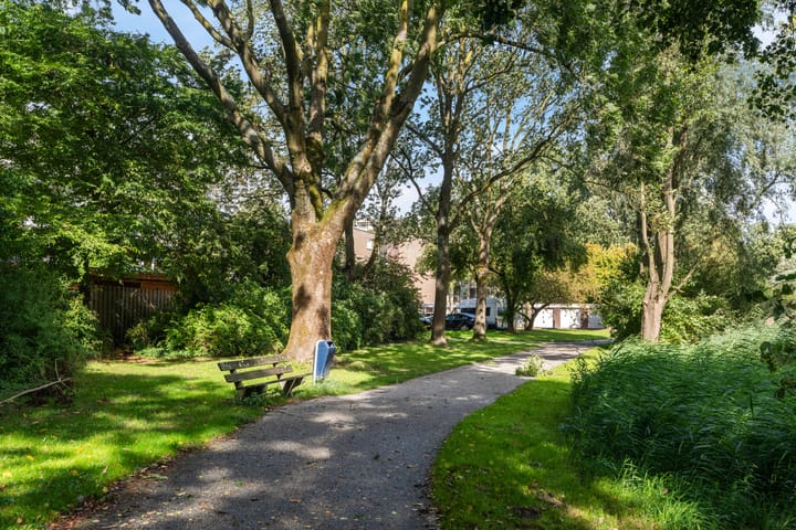 Foto 27 van Oostelijk Halfrond 151