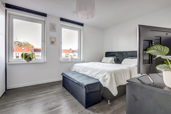 Photo 17 of Naereboutstraat 41