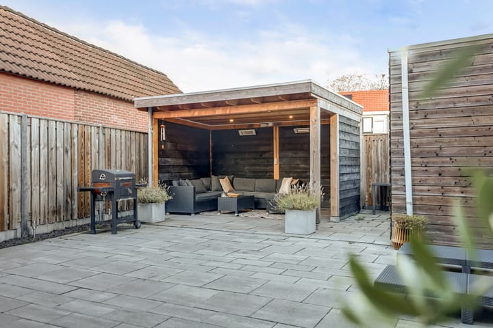 Photo 25 of Naereboutstraat 41