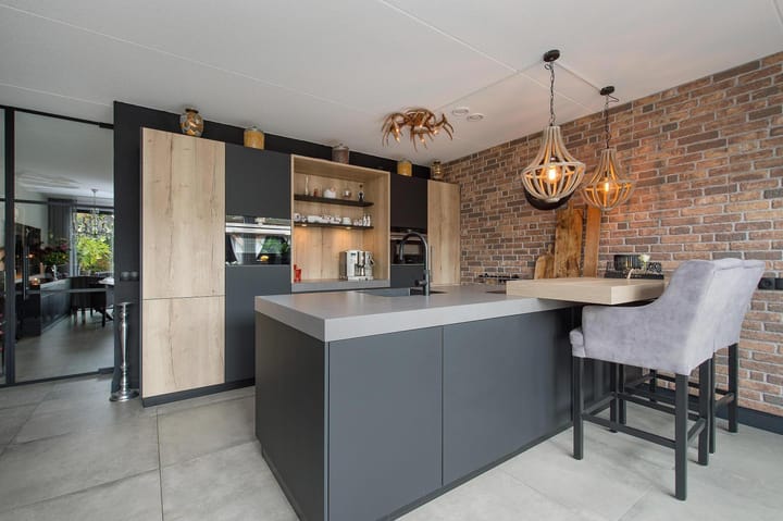 Photo 14 of Broeder Silvesterlaan 31