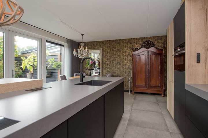 Photo 19 of Broeder Silvesterlaan 31