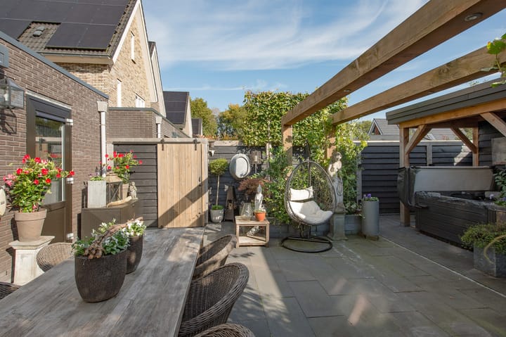 Photo 44 of Broeder Silvesterlaan 31