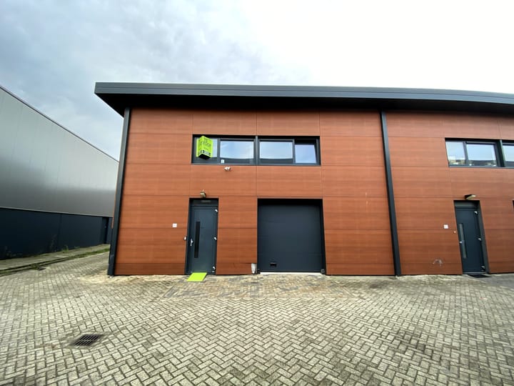 Xenonstraat 83, Almere