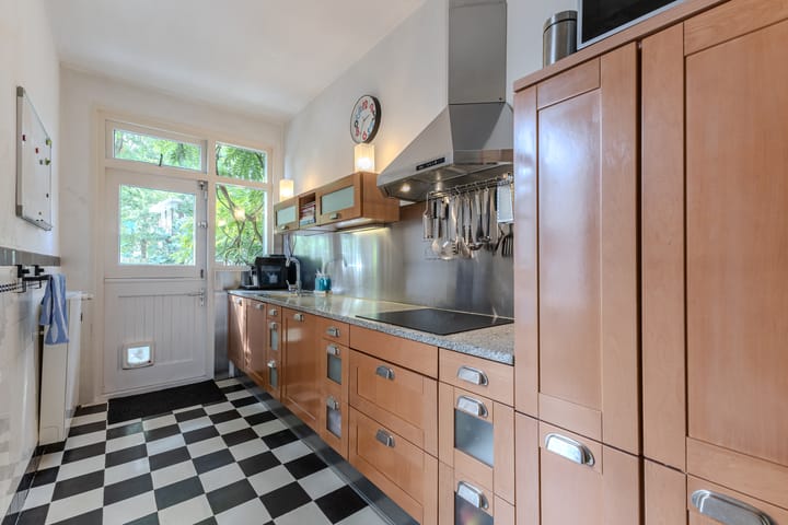 Photo 11 of Govert Flinckstraat 23