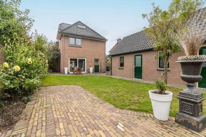 Photo 18 of Laanstraat 55