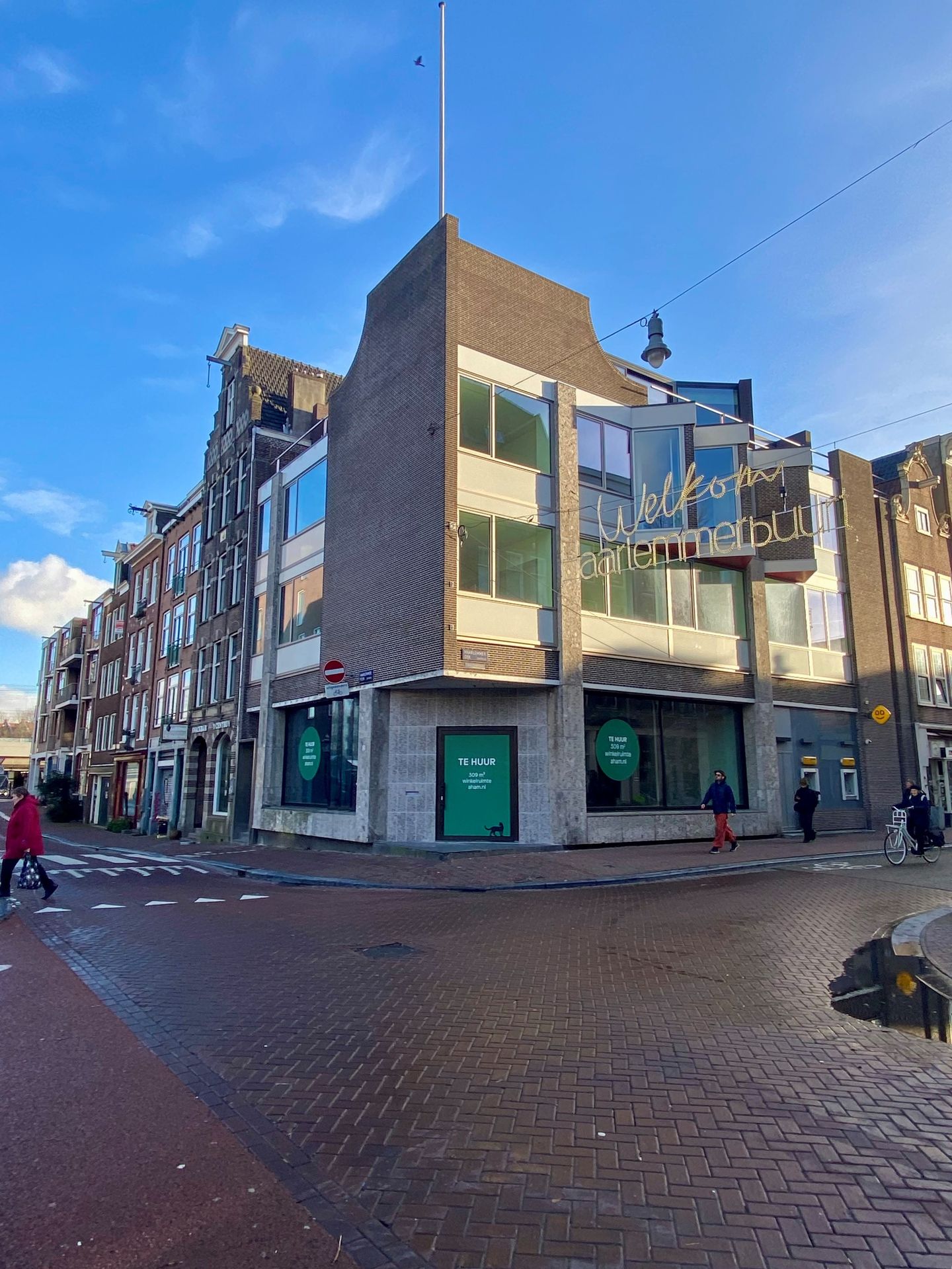 Bekijk foto 1 van Haarlemmerplein 2