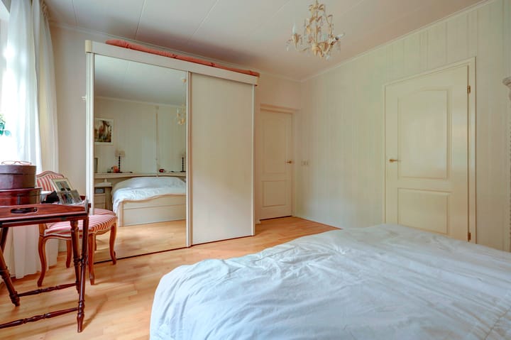 Photo 26 of Zwanebloem 32