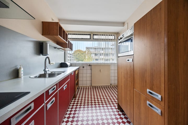 Photo 7 of Malvert 6145