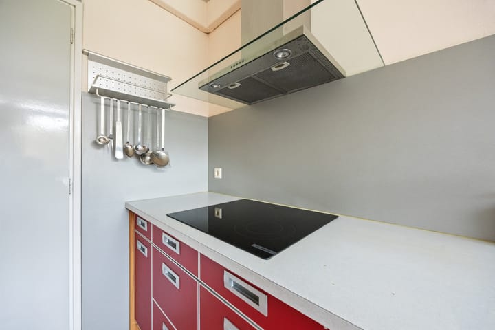 Photo 8 of Malvert 6145