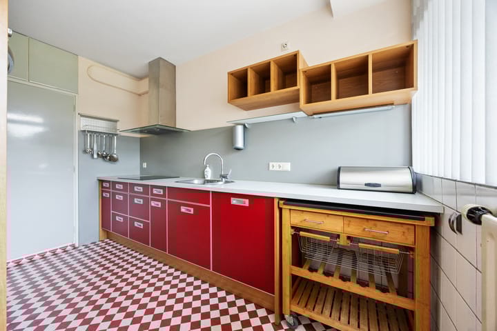 Photo 9 of Malvert 6145