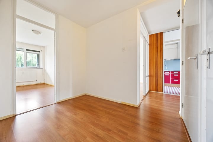 Photo 11 of Malvert 6145