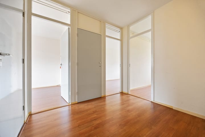 Photo 16 of Malvert 6145