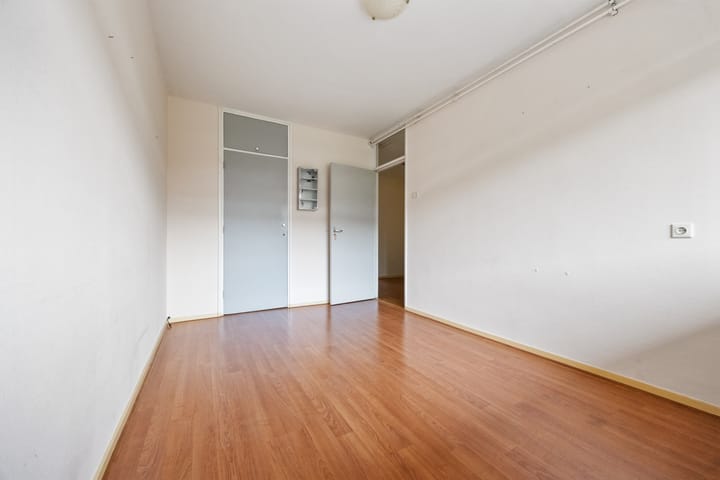 Photo 22 of Malvert 6145