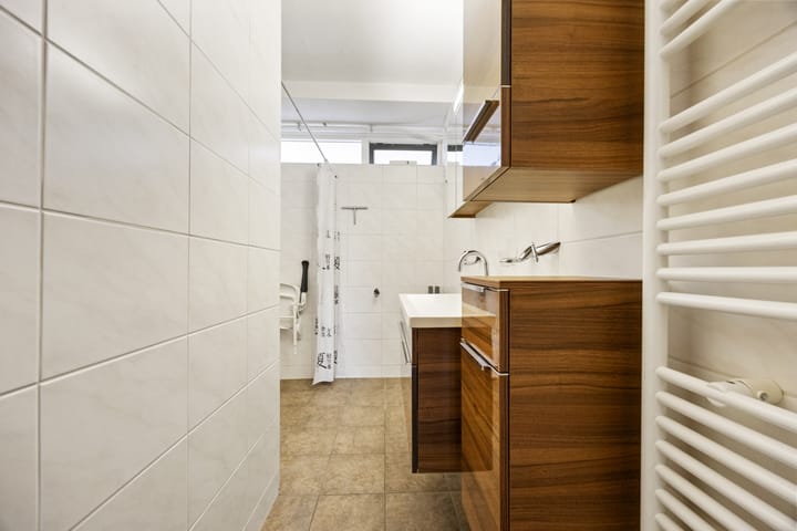 Photo 24 of Malvert 6145