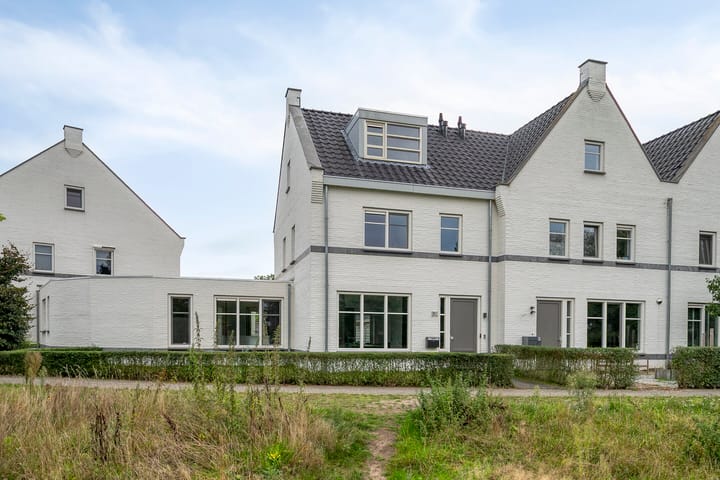 Foto 8 van Groesveld 8