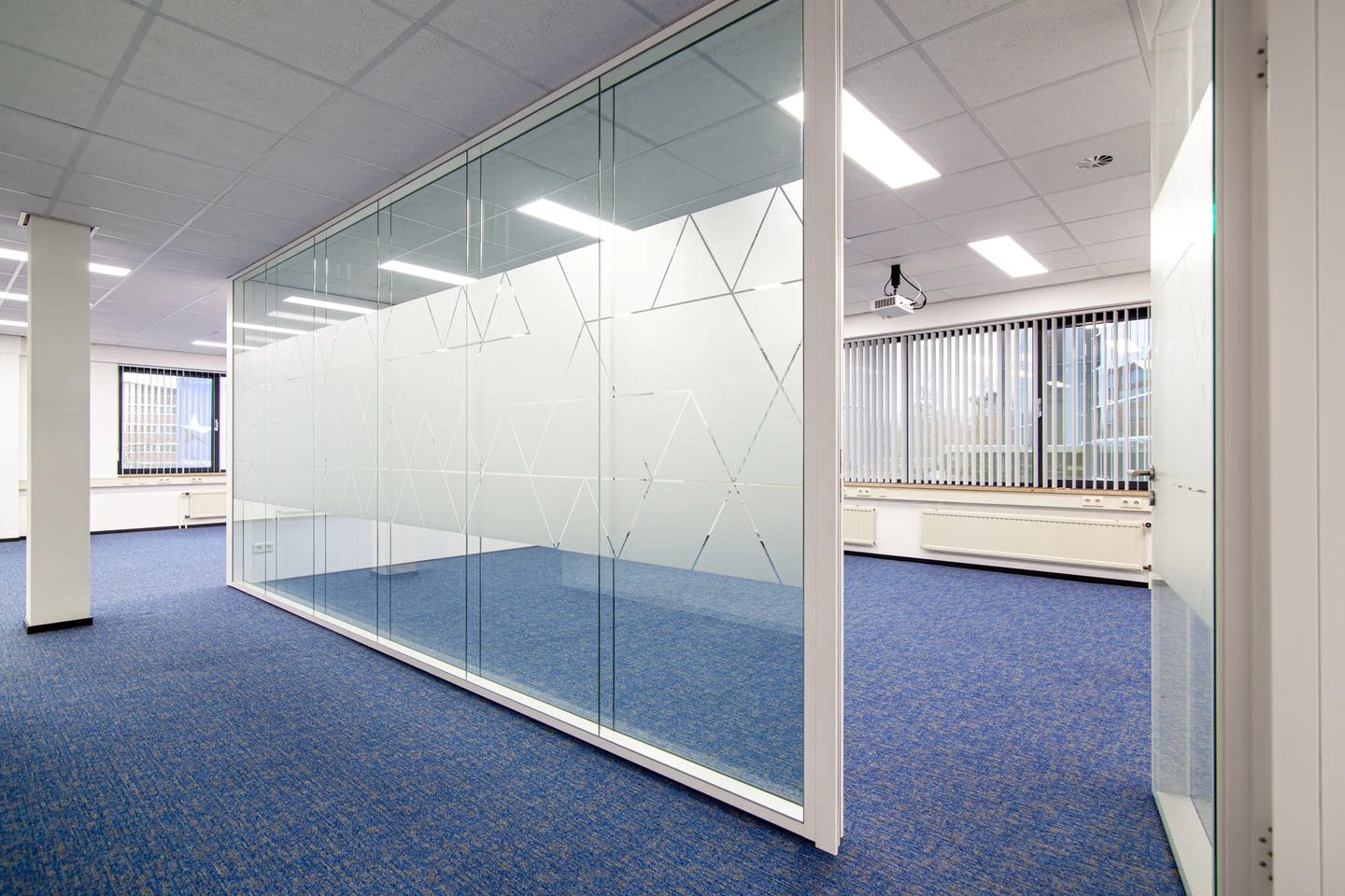 Bekijk foto 2 van Stavorenweg 8