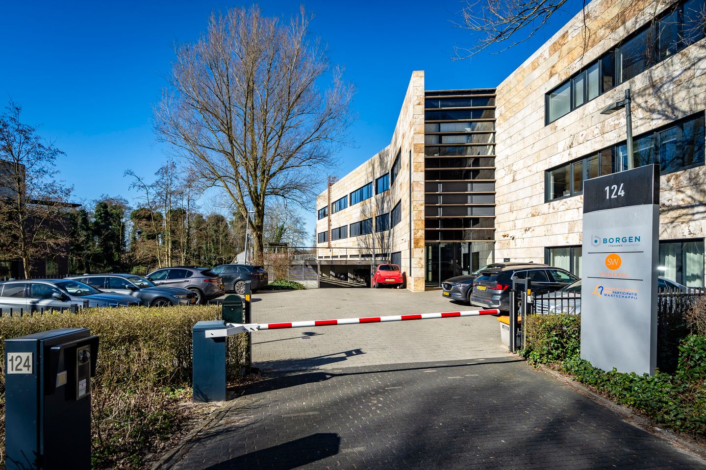 View photo 3 of Jachthavenweg 124