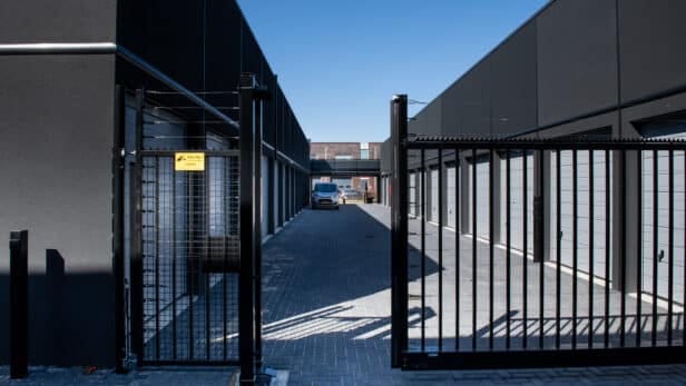 Bekijk foto 3 van Binnendelta 12