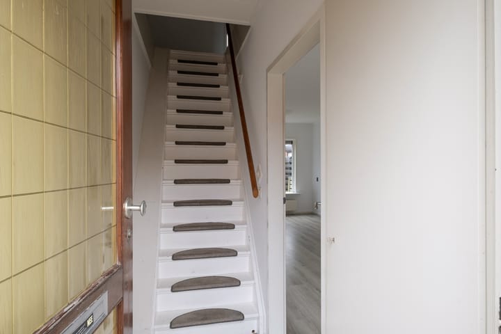 Photo 6 of Tjibbe Knolstraat 46