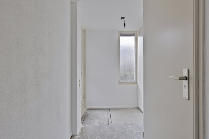 Photo 5 of Anna Reijnvaanstraat 64