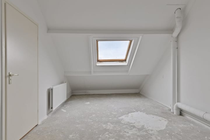 Foto 25 van Anna Reijnvaanstraat 64