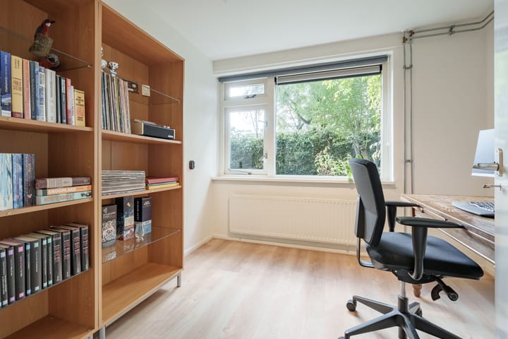 Foto 24 van Van Uvenweg 130