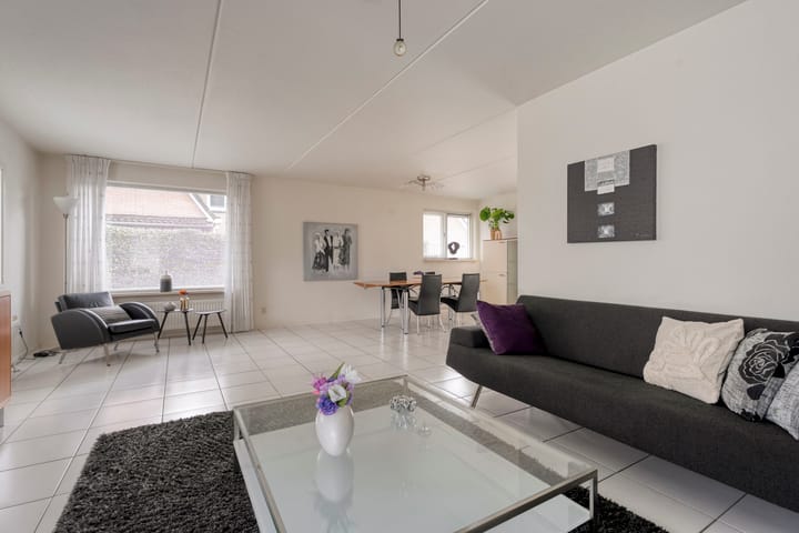 Photo 6 of Lijsterstraat 21