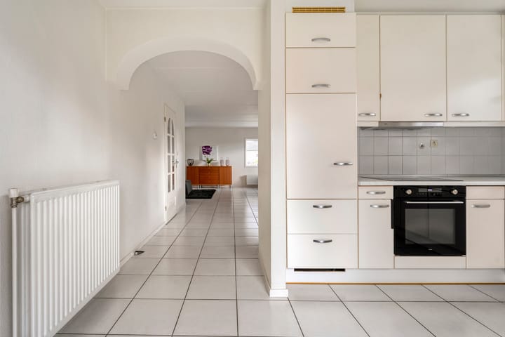 Photo 11 of Lijsterstraat 21