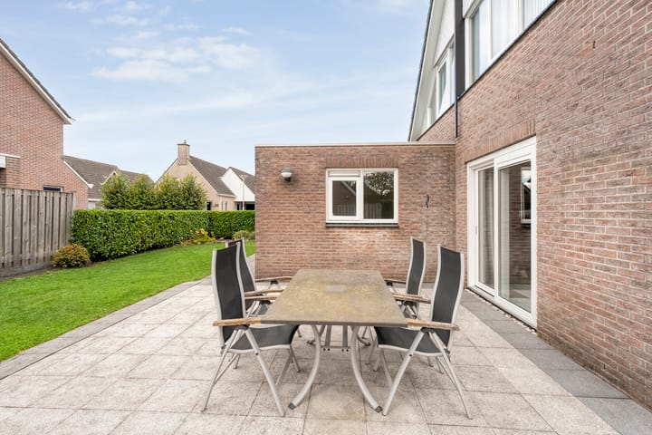 Photo 29 of Lijsterstraat 21