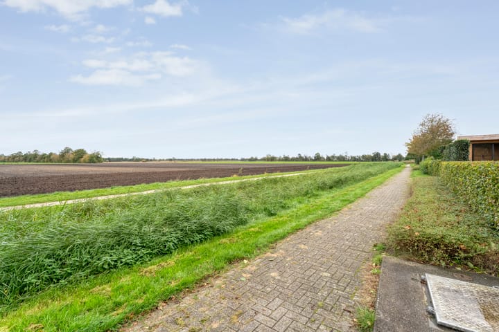 Photo 40 of Lijsterstraat 21