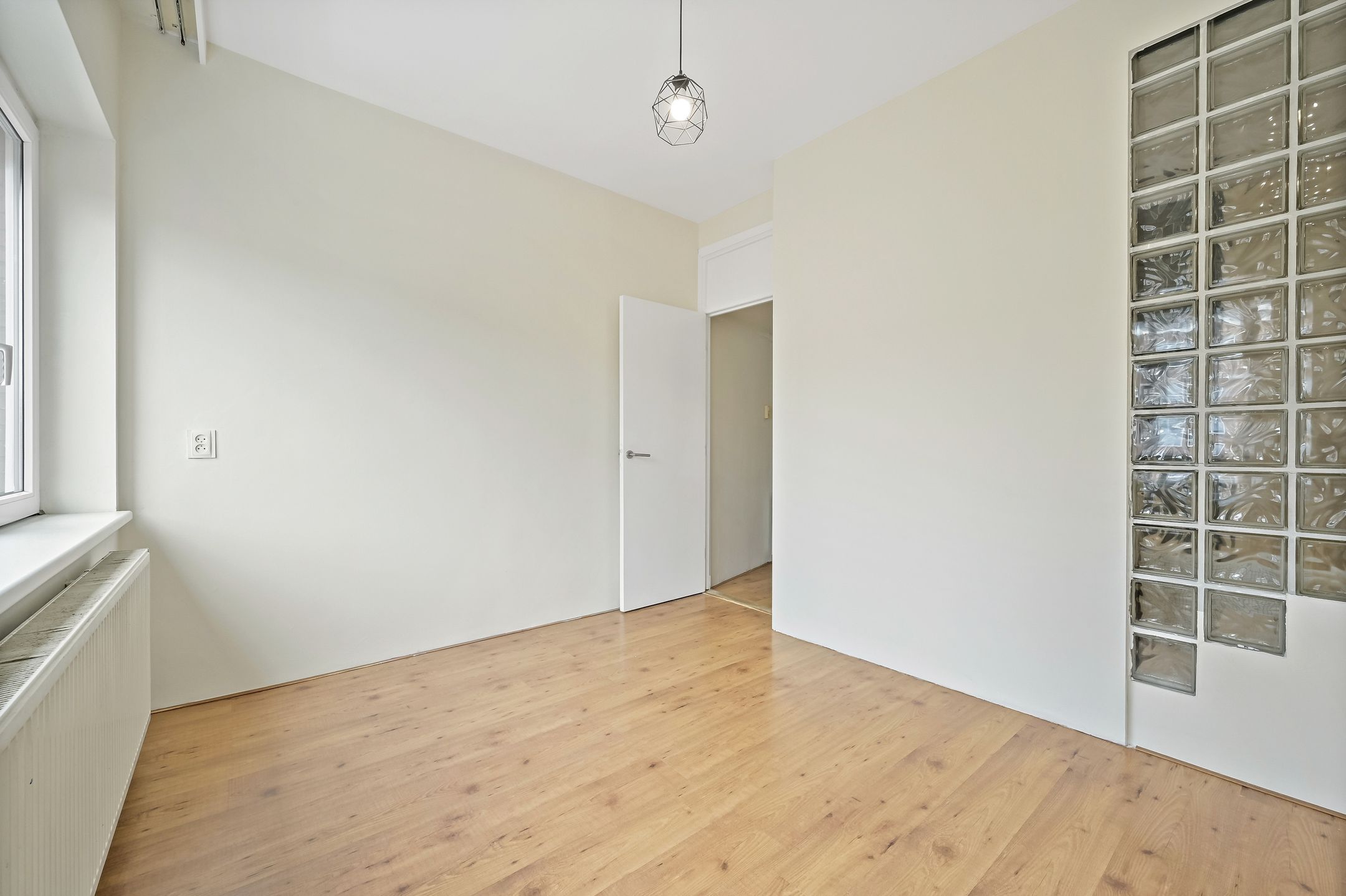 Photo 27 of Roerstraat 58