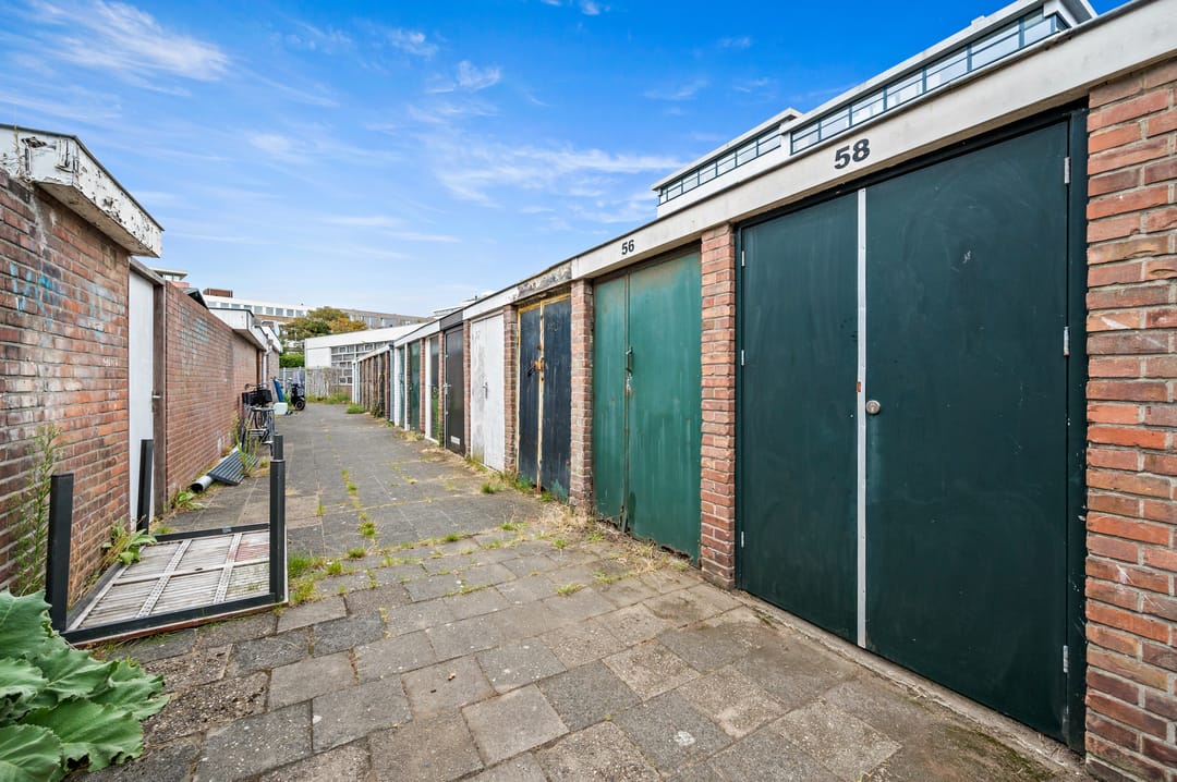 Photo 31 of Roerstraat 58