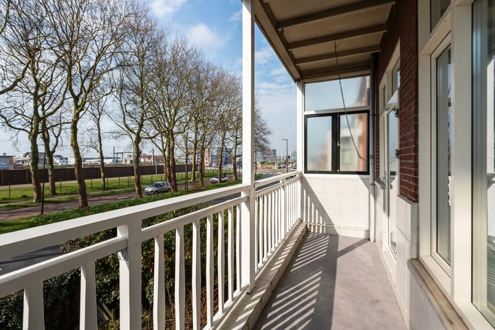 Photo 16 of Stationsstraat 26-RD